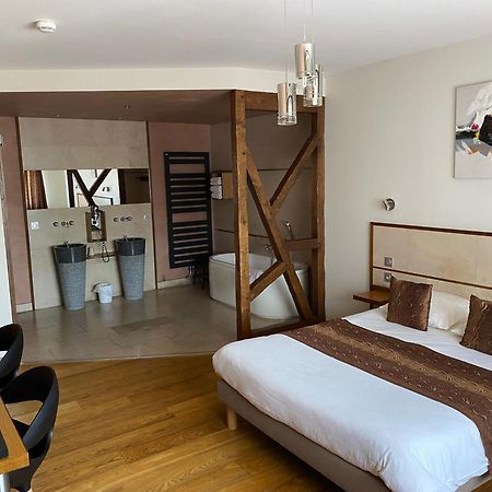Auberge Des Moulins Pont-Les-Moulins Exteriér fotografie