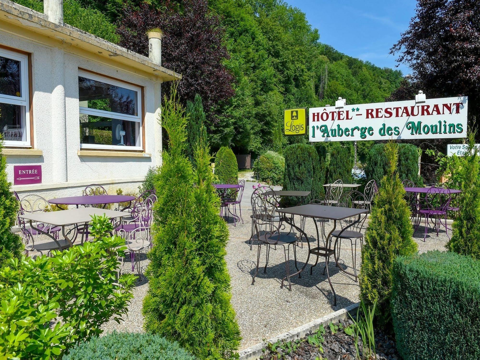 Auberge Des Moulins Pont-Les-Moulins Exteriér fotografie